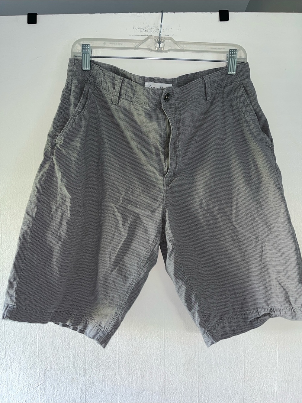 Calvin Klein Men's Gray Flat-Front Casual Shorts